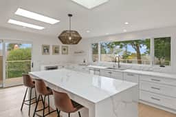 Mtry Pacific Jewel