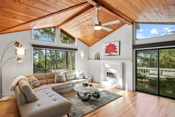 PB Sunset Villa - Image 1