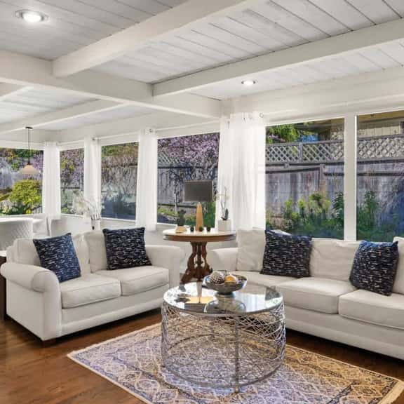 Carmels Pied-a-Terre - Image 1