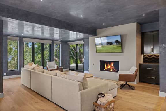 Pebble Beach Aguero